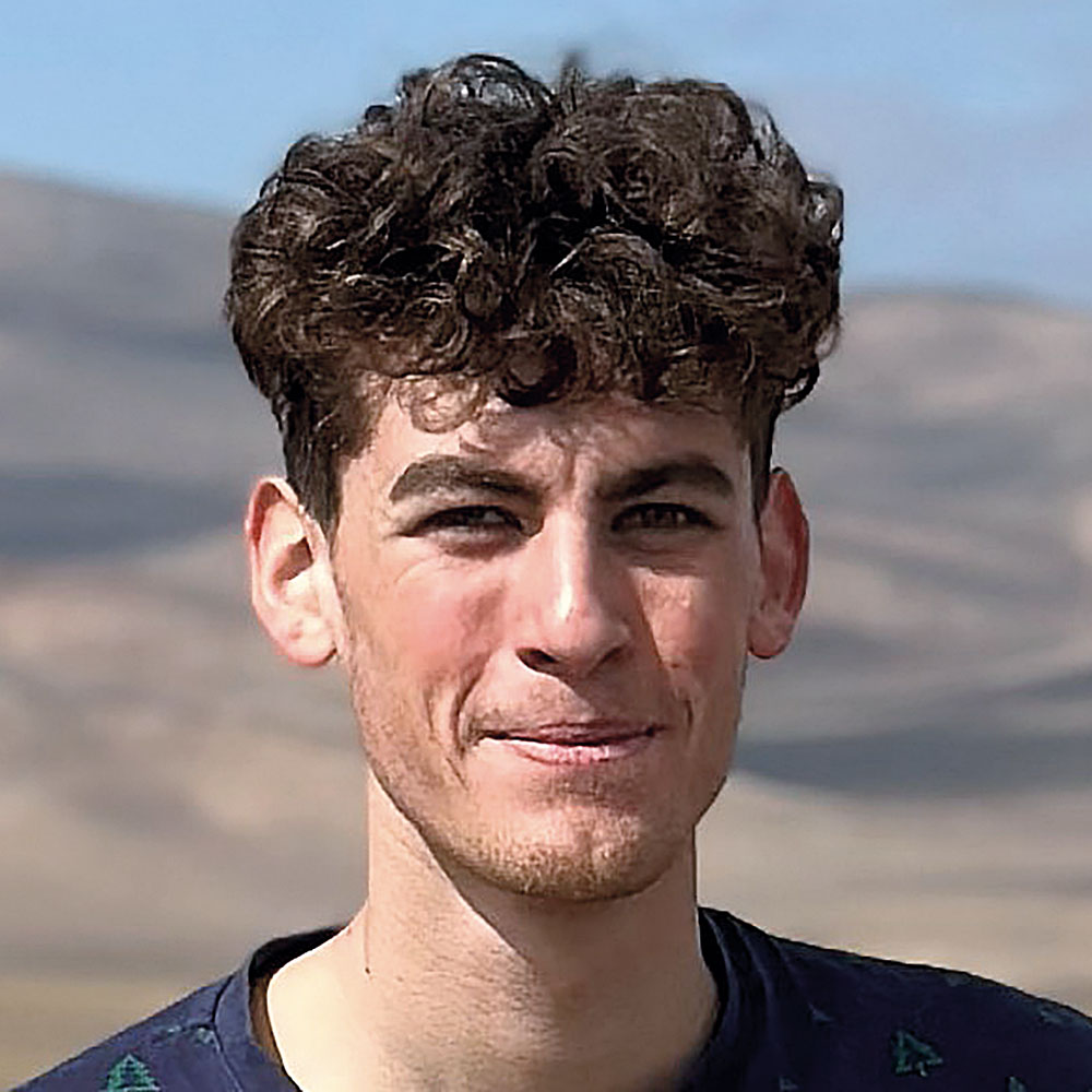 Levente Iván